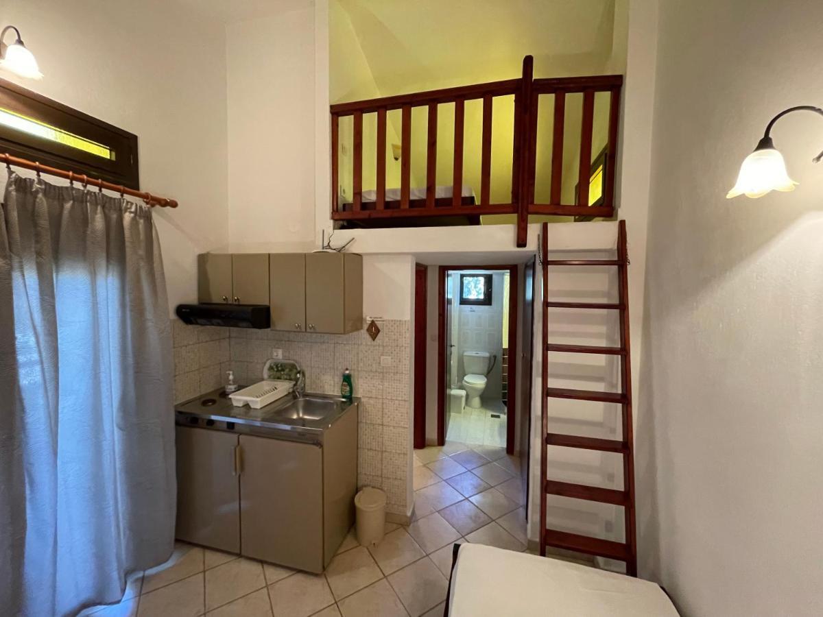 ניקיטי Galazia Akti Seaside Apartments מראה חיצוני תמונה