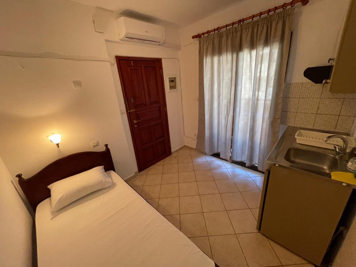 ניקיטי Galazia Akti Seaside Apartments מראה חיצוני תמונה