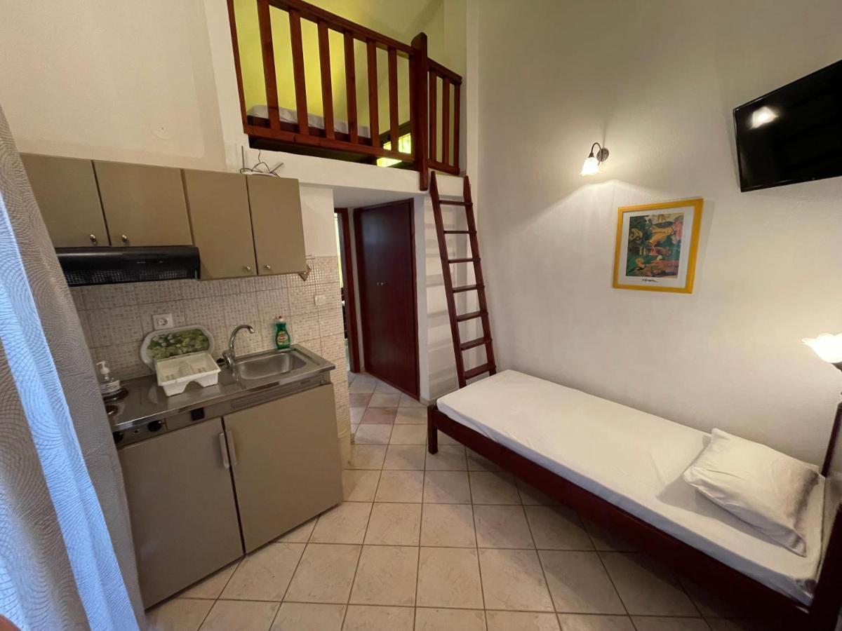 ניקיטי Galazia Akti Seaside Apartments מראה חיצוני תמונה