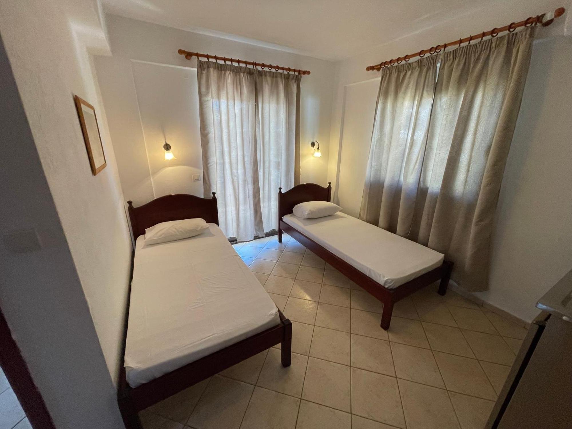 ניקיטי Galazia Akti Seaside Apartments חדר תמונה